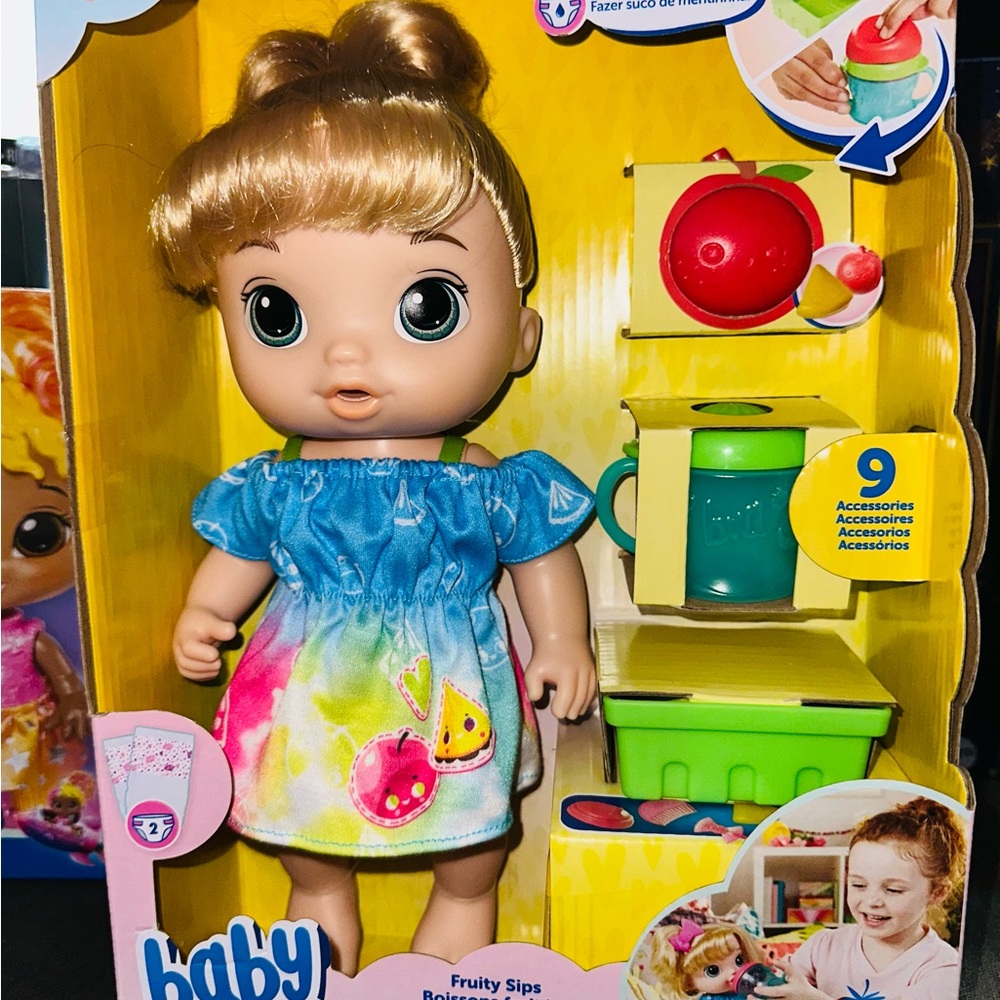 Baby Alive Baby Doll with Colorful Dress / 9 Accessories Included
